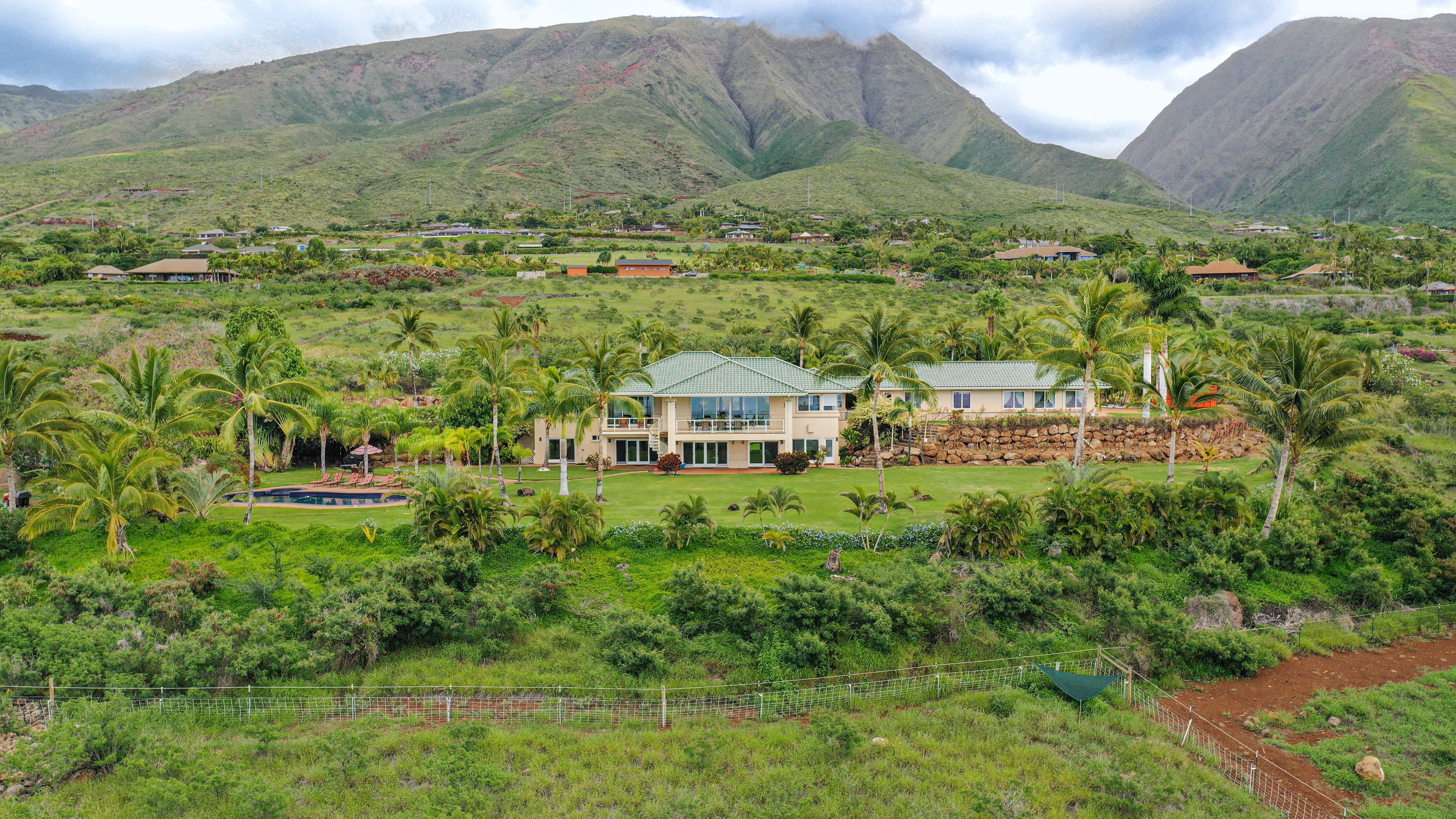 Punakea Loop Unit B Lahaina HI 96761 - mountains