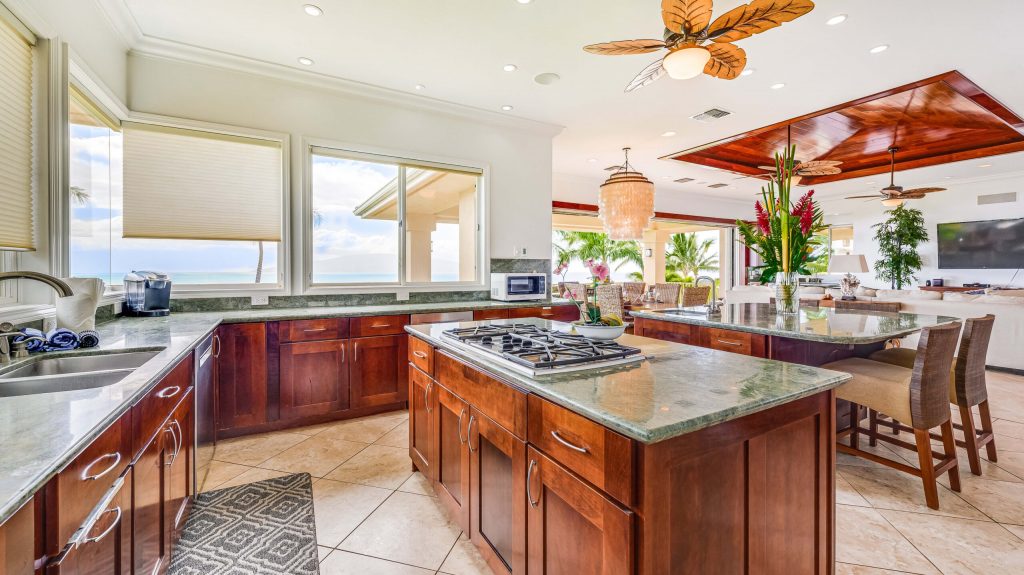 Punakea Loop Unit B Lahaina HI 96761 - kitchen